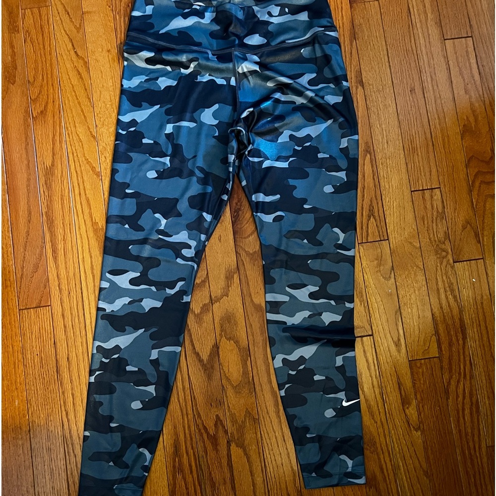 Nike blue camo print leggings